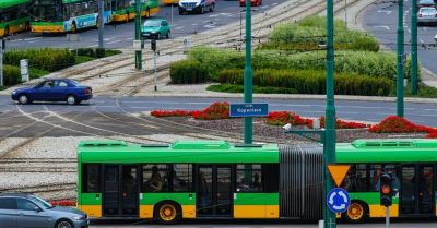 Od poniedziałku nowe stawki za parkowanie i komunikację miejską w Poznaniu